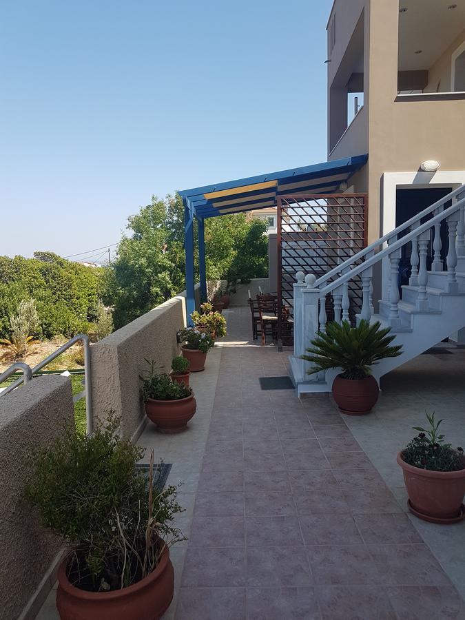 Evangelia Karfas Exterior foto