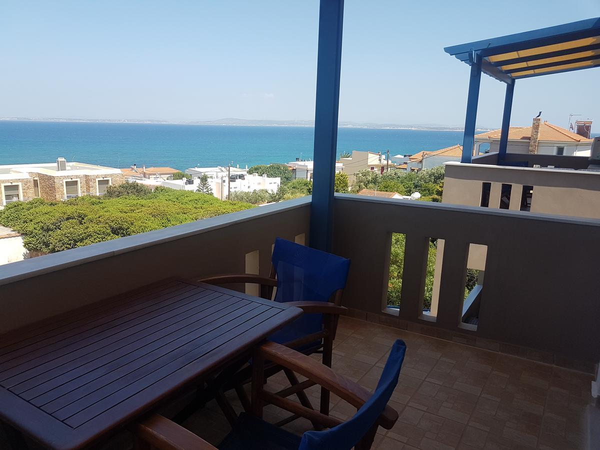 Evangelia Karfas Exterior foto